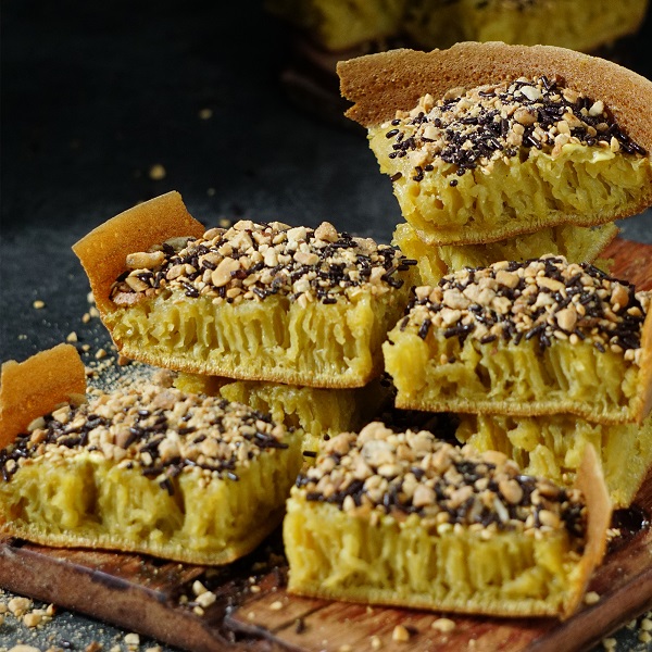 Martabak Cokelat Kacang Wijen