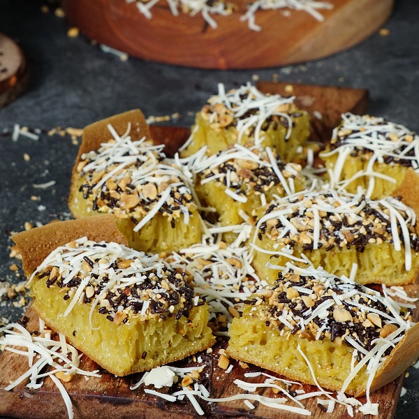 Martabak Keju Cokelat Kacang Wijen